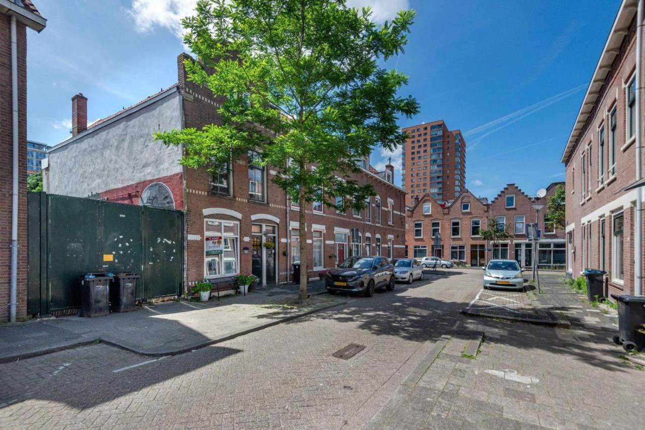 The Diesel Bed And Breakfast Rotterdam Exteriér fotografie
