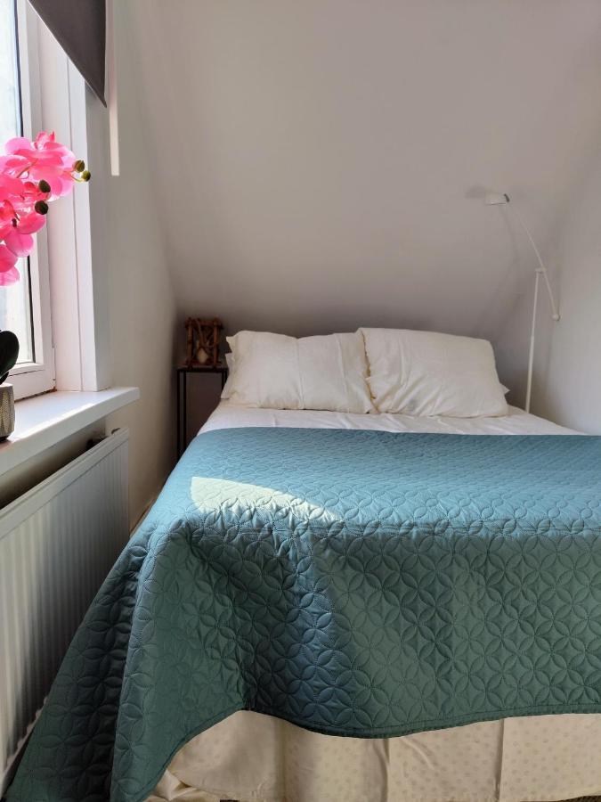 The Diesel Bed And Breakfast Rotterdam Exteriér fotografie